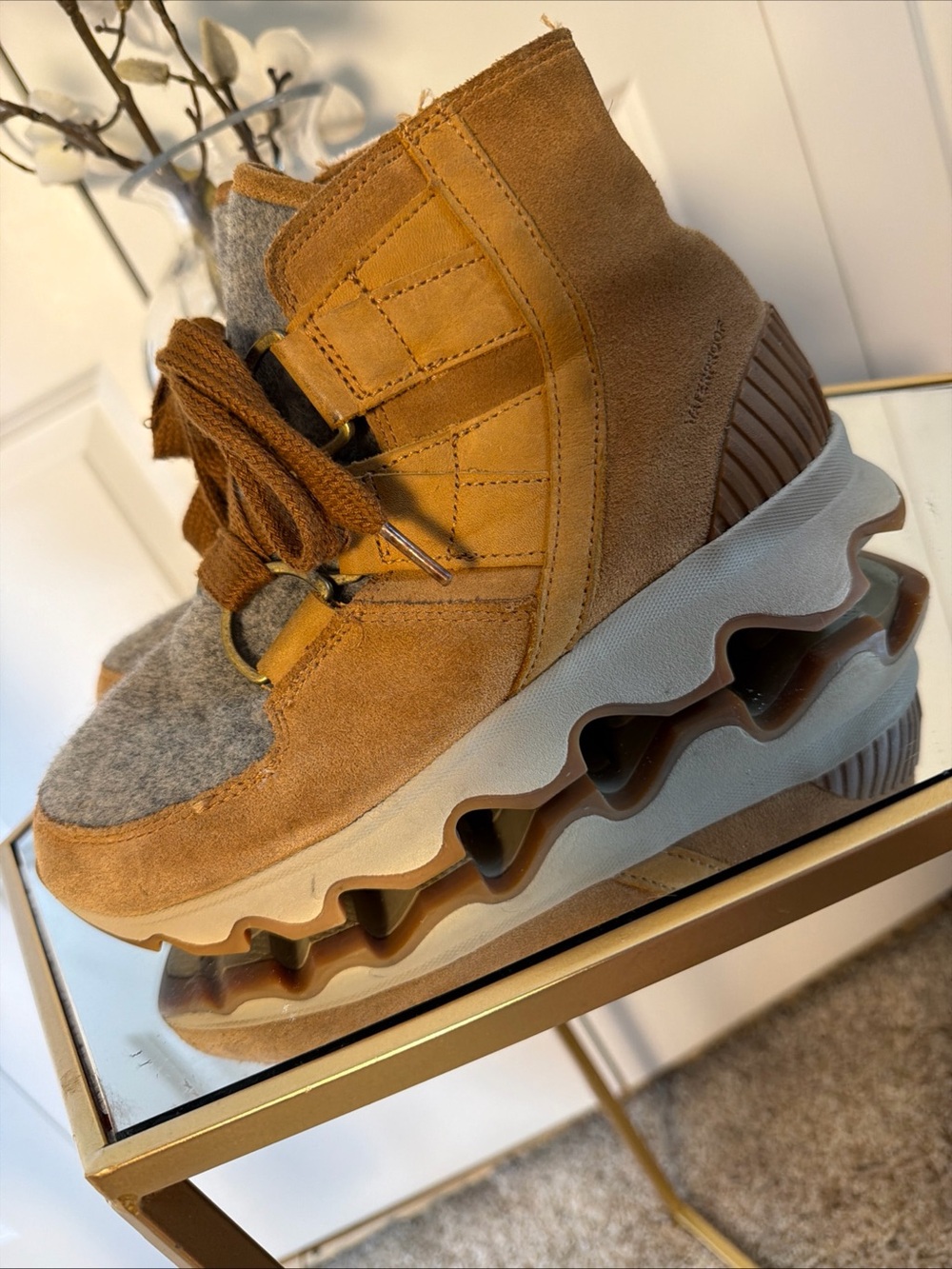 Sorel WATERPROOF Women's Tan Suede Lace-Up hiking walking Boot 7.5 - Picture 4 of 9